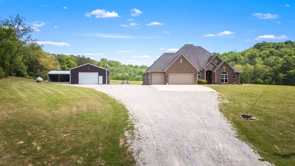 $1,399,000 | 50 Bill Edde Road, Belvidere, TN 37306