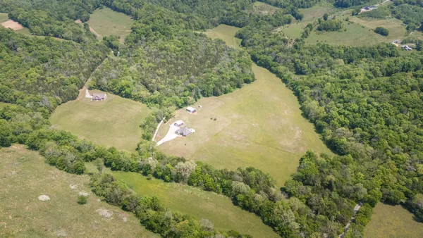 $1,399,000 | 50 Bill Edde Road, Belvidere, TN 37306