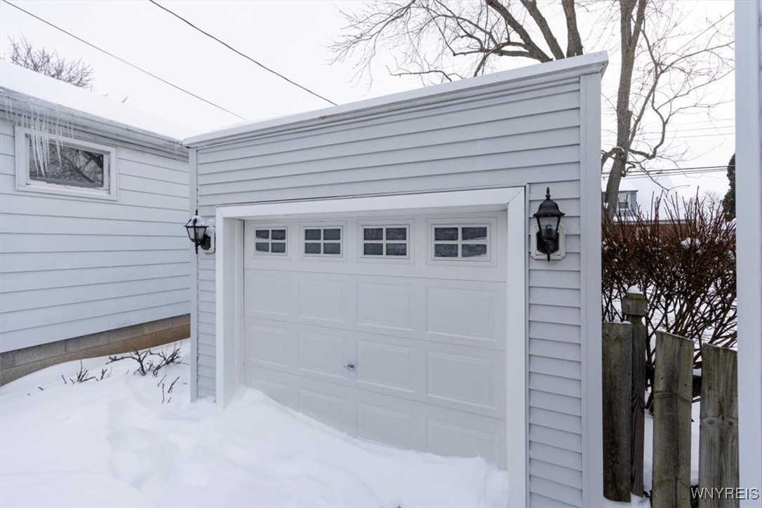 61 Rockne Road Tonawanda, NY 14223 - Photo 17 of 18 Garage