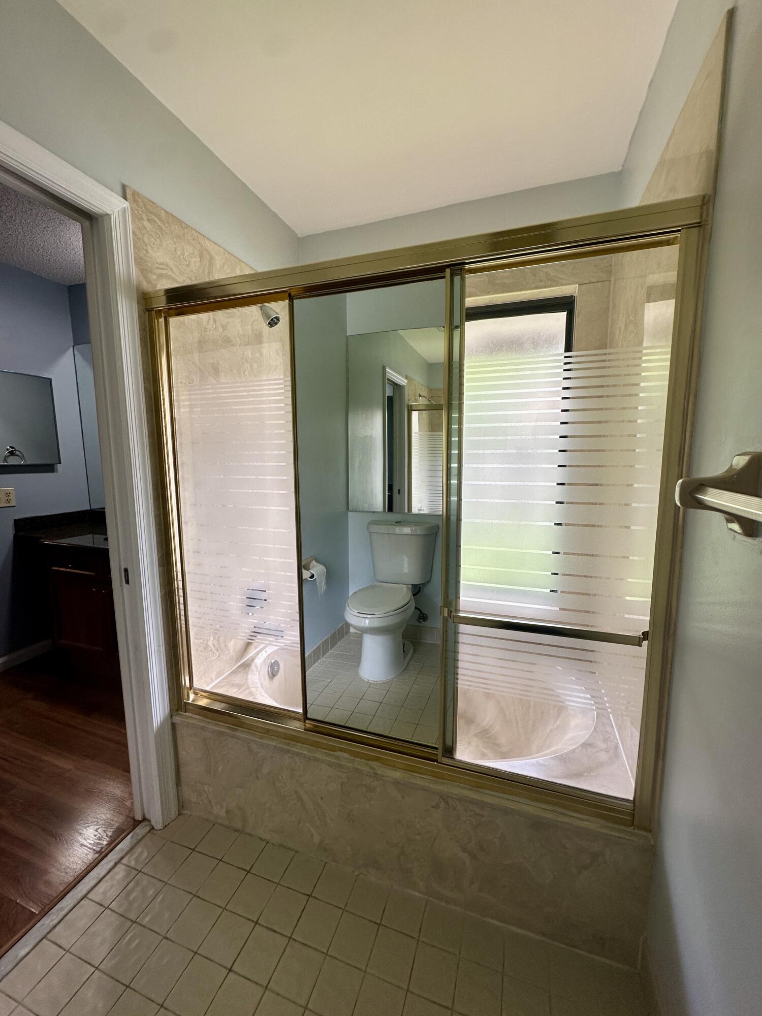 9292 Sable Ridge Circle, Unit D Boca Raton, FL 33428 - Photo 27 of 45 Primary Bathroom