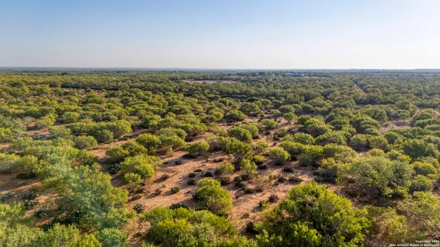 $146,500 | 5 Cr 331 E, Jourdanton, TX 78026