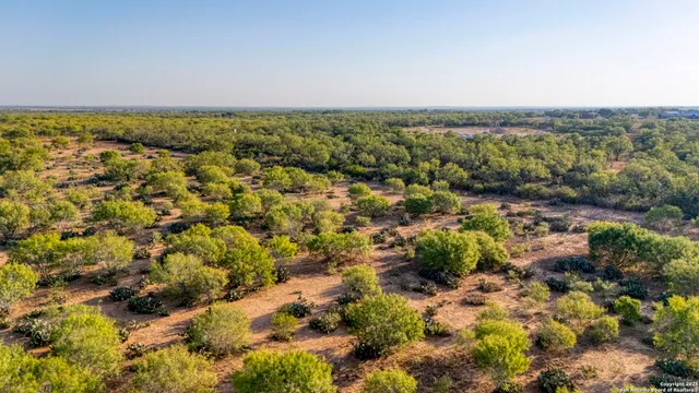 $146,500 | 5 Cr 331 E, Jourdanton, TX 78026