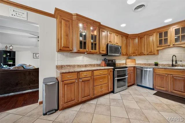 $385,000 | 106 Five Meadows Lane, Ballwin, MO 63011