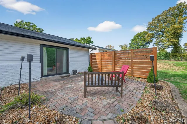 $385,000 | 106 Five Meadows Lane, Ballwin, MO 63011