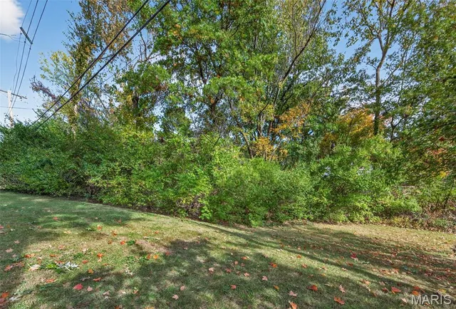 $385,000 | 106 Five Meadows Lane, Ballwin, MO 63011