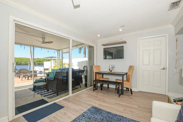 $3,800 | 110 Southwest Hideaway Place, Stuart, FL 34994