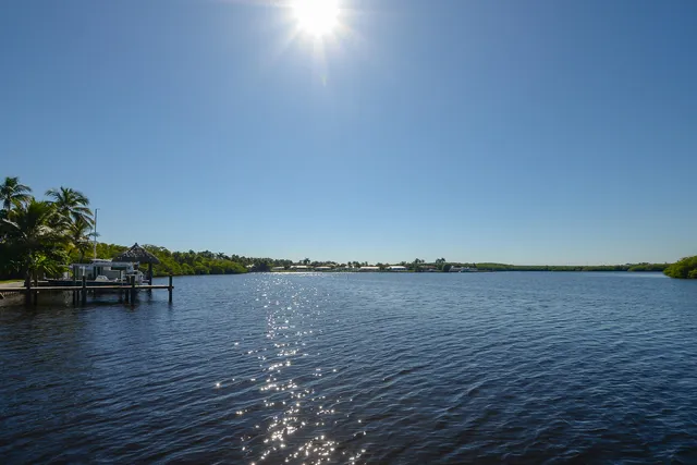 $3,800 | 110 Southwest Hideaway Place, Stuart, FL 34994