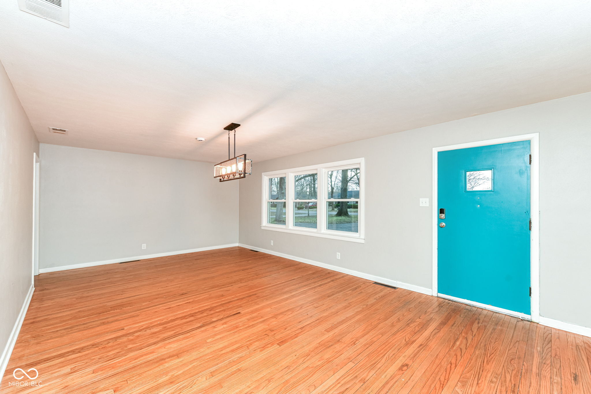 4525 Melbourne Road Indianapolis, IN 46228 - Photo 4 of 29