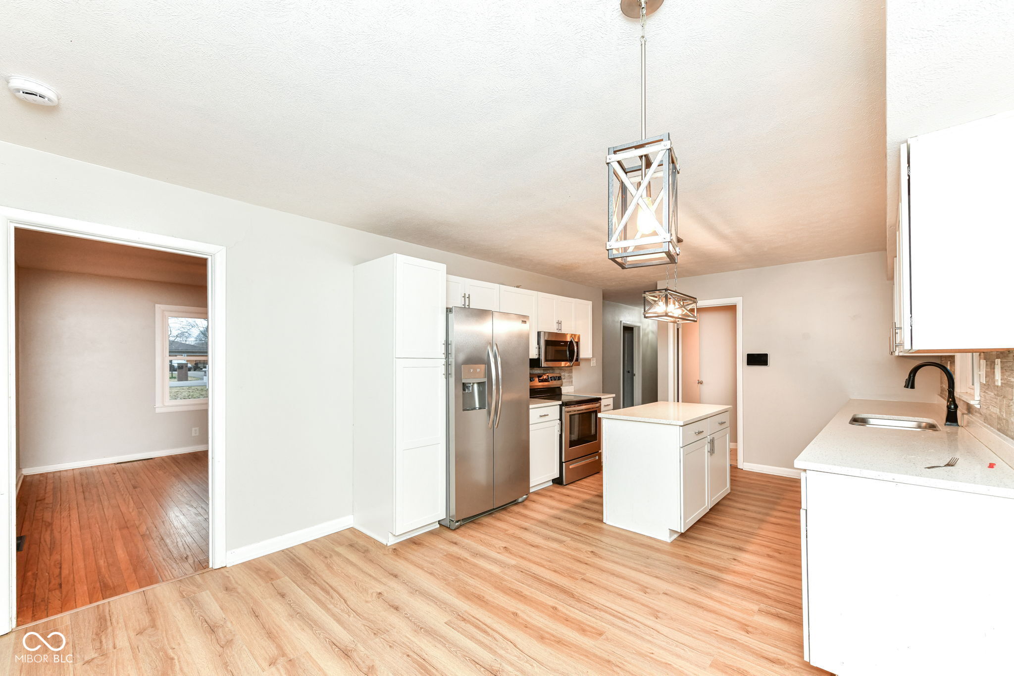 4525 Melbourne Road Indianapolis, IN 46228 - Photo 8 of 29