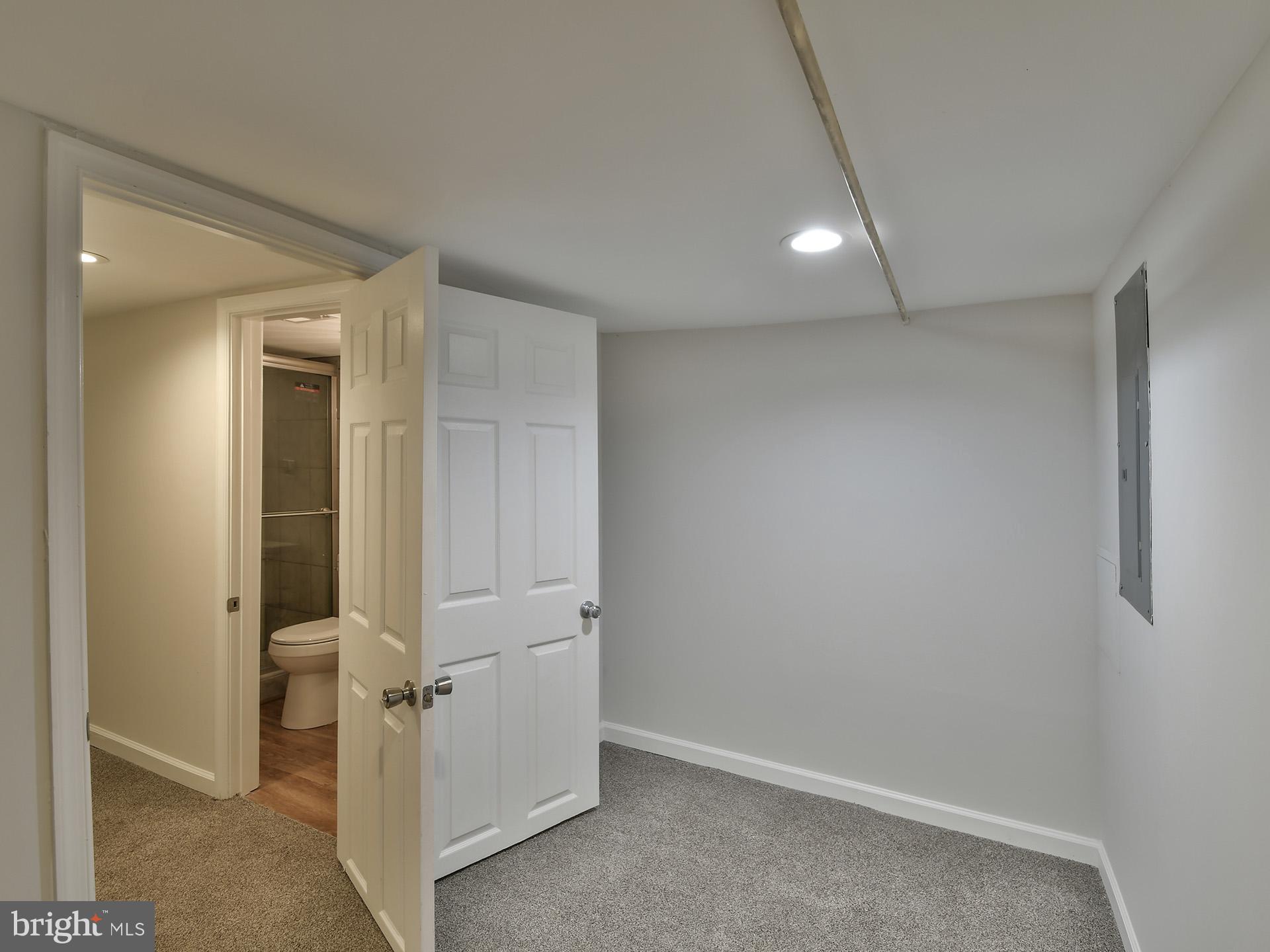 2114 Cliftwood Avenue Baltimore, MD 21213 - Photo 24 of 58