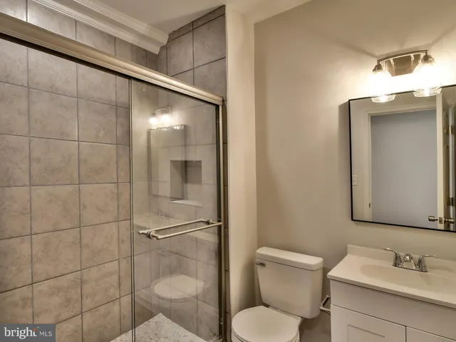 $2,500 | 2114 Cliftwood Avenue, Baltimore, MD 21213