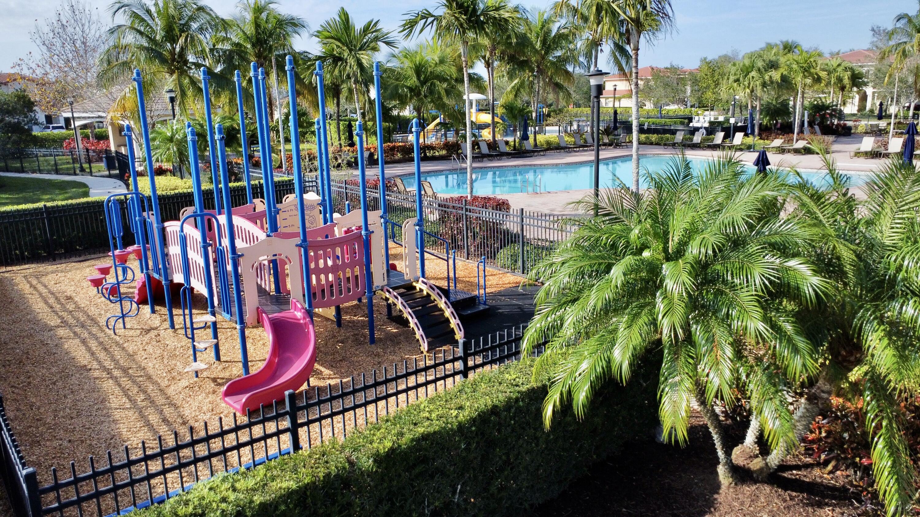 168 Umbrella Place Jupiter, FL 33458 - Photo 17 of 23 clubhouse amenities