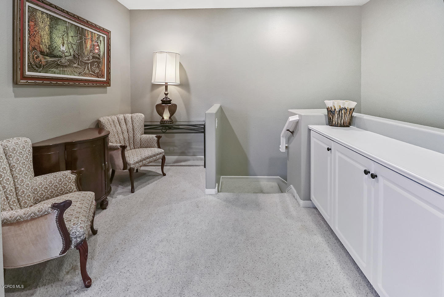 4167 Orontes Way, Unit B Simi Valley, CA 93063 - Photo 16 of 38 hLanding