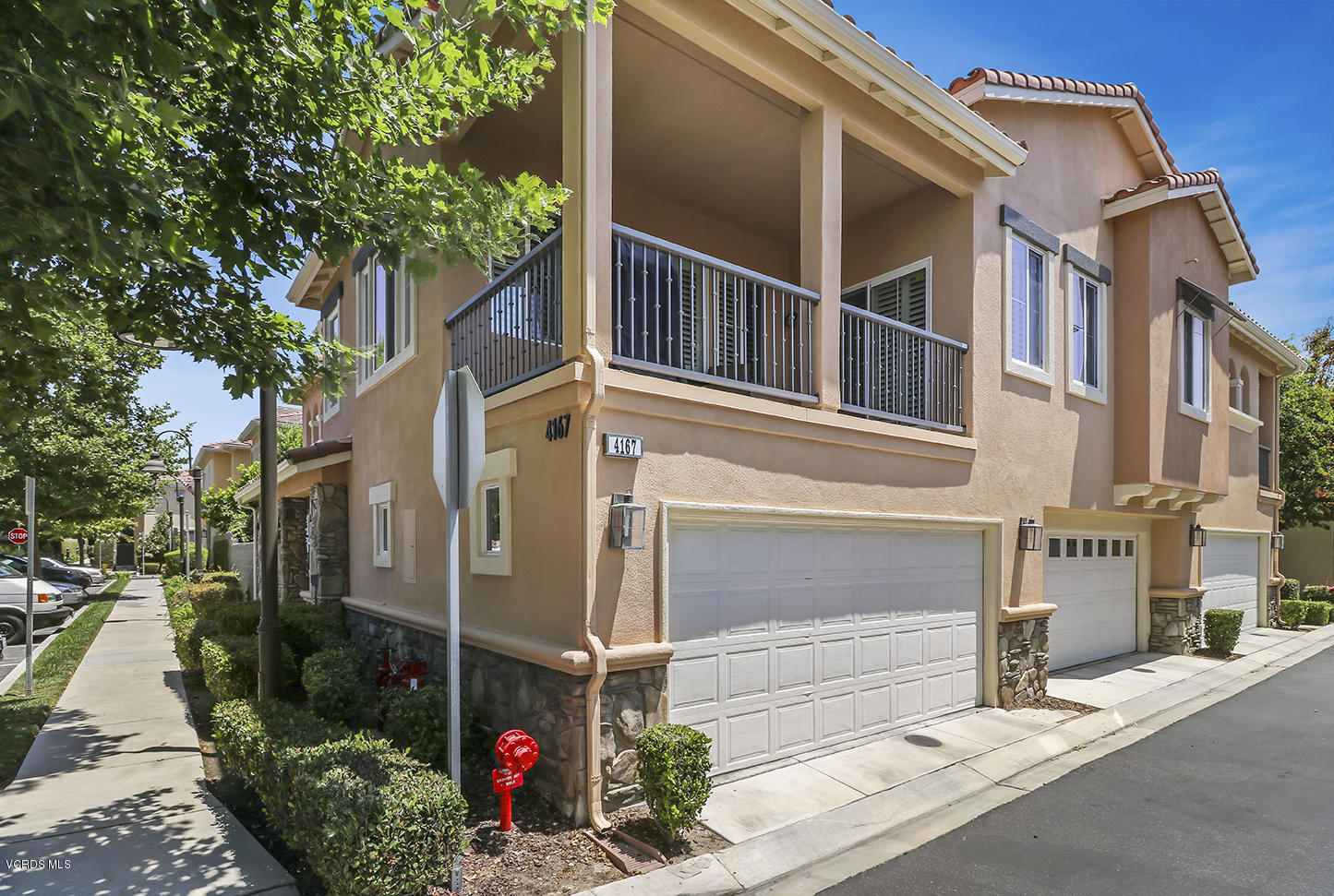 4167 Orontes Way, Unit B Simi Valley, CA 93063 - Photo 4 of 38 bFront2