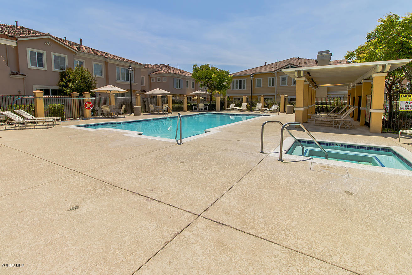 4167 Orontes Way, Unit B Simi Valley, CA 93063 - Photo 35 of 38 mCommunity5