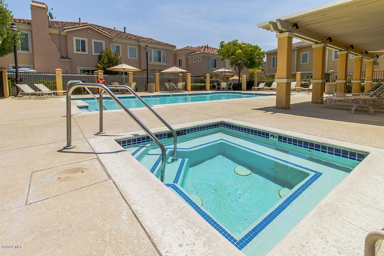 4167 Orontes Way, Unit B Simi Valley, CA 93063 - Photo 36 of 38 mCommunity6