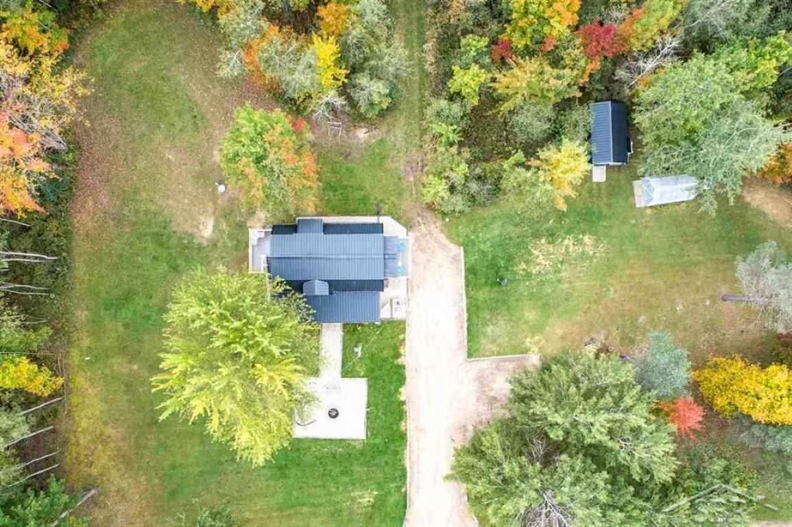 11661 Northeast County Line Road Clare, MI 48617 - Photo 40 of 75 50056310-39.JPG