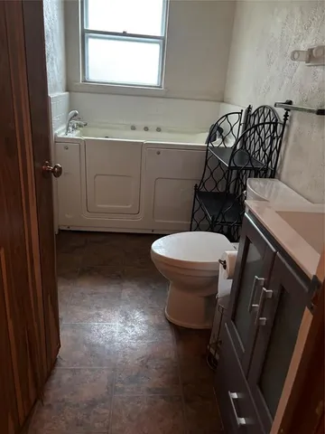 $325,000 | 14415 Ablon Drive, Farmers Branch, TX 75234