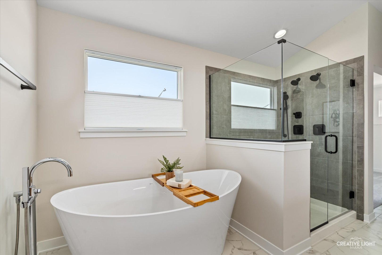 3959 Caliente Circle Naperville, IL 60564 - Photo 17 of 28 a bathroom with a tub and shower