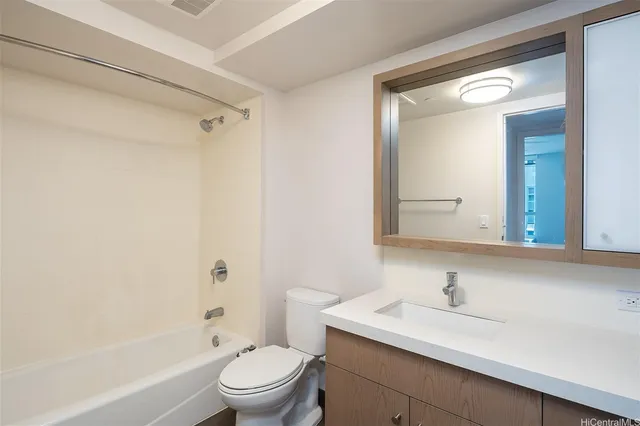 $3,600 | 7000 Hawaii Kai Drive, Unit PH301, Honolulu, HI 96825