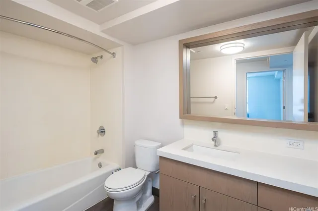 $3,600 | 7000 Hawaii Kai Drive, Unit PH301, Honolulu, HI 96825