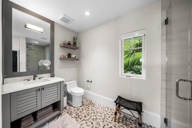 $12,995,000 | 1900 Intracoastal Drive, Fort Lauderdale, FL 33305