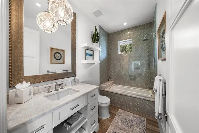 $12,995,000 | 1900 Intracoastal Drive, Fort Lauderdale, FL 33305