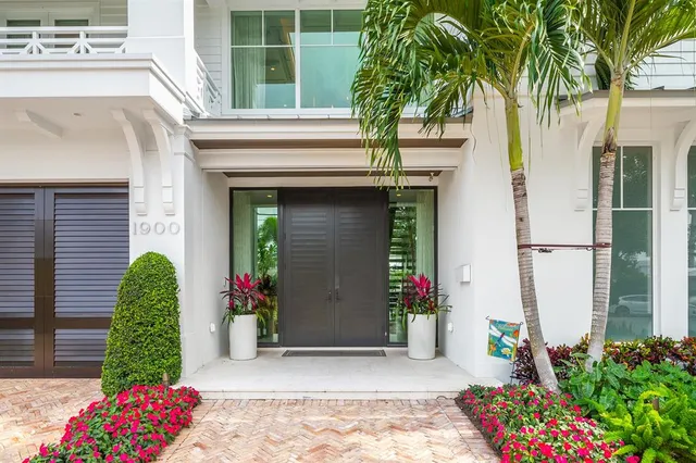 $12,995,000 | 1900 Intracoastal Drive, Fort Lauderdale, FL 33305