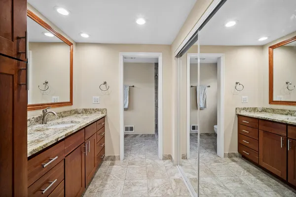 $849,900 | 3122 Sandy Lane, Glenview, IL 60026