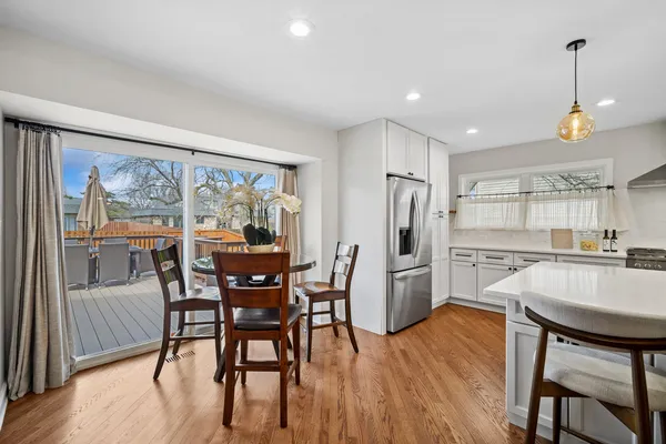 $849,900 | 3122 Sandy Lane, Glenview, IL 60026