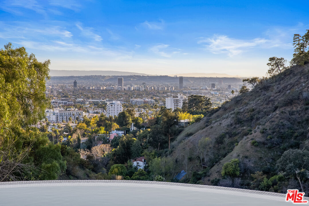 2201 Malaga Road Los Angeles, CA 90068 - Photo 21 of 51 a view of a city