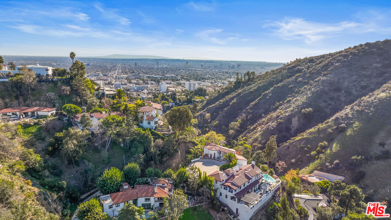 2201 Malaga Road Los Angeles, CA 90068 - Photo 48 of 51 a view of a city