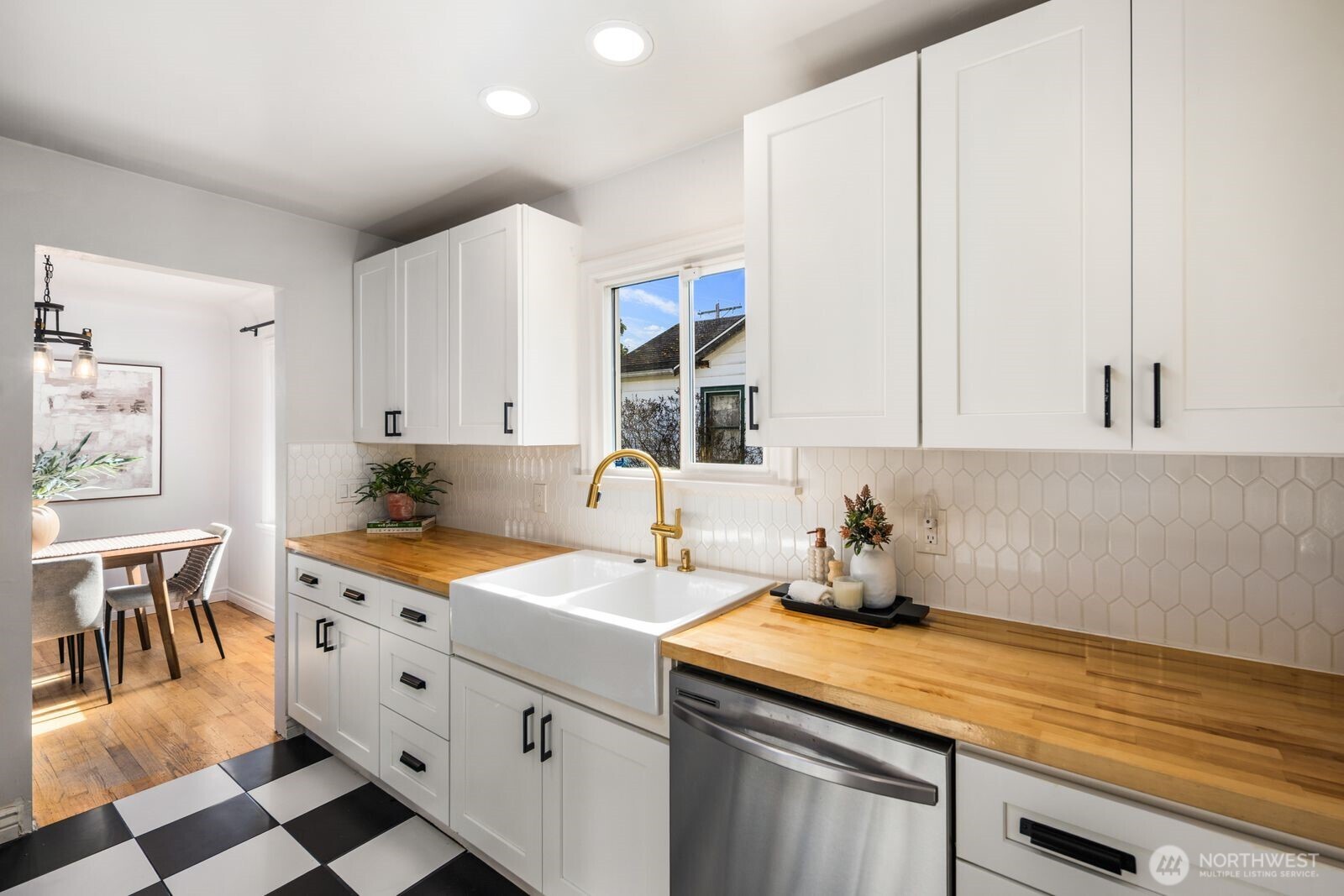 6018 Fleming Street Everett, WA 98203 - Photo 13 of 40