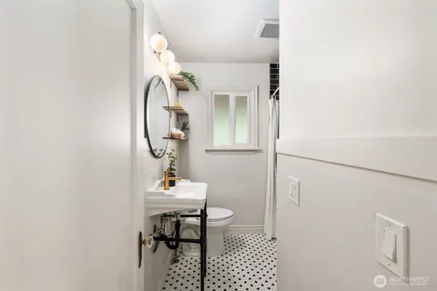 $650,000 | 6018 Fleming Street, Everett, WA 98203