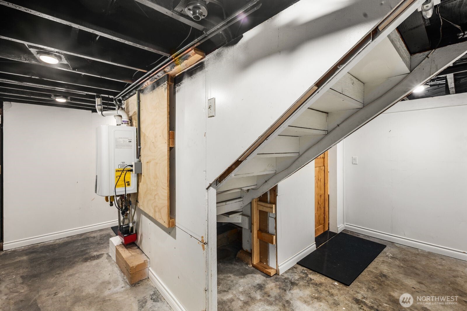 6018 Fleming Street Everett, WA 98203 - Photo 24 of 40