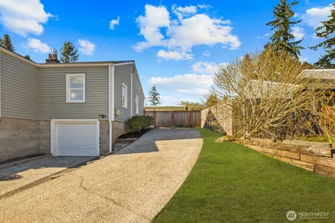 $650,000 | 6018 Fleming Street, Everett, WA 98203