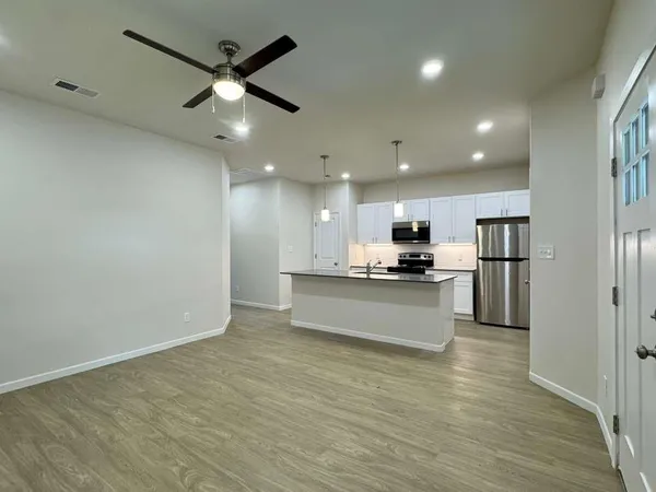 $1,850 | 1219 South Austin Street, Unit 1219, Sherman, TX 75090