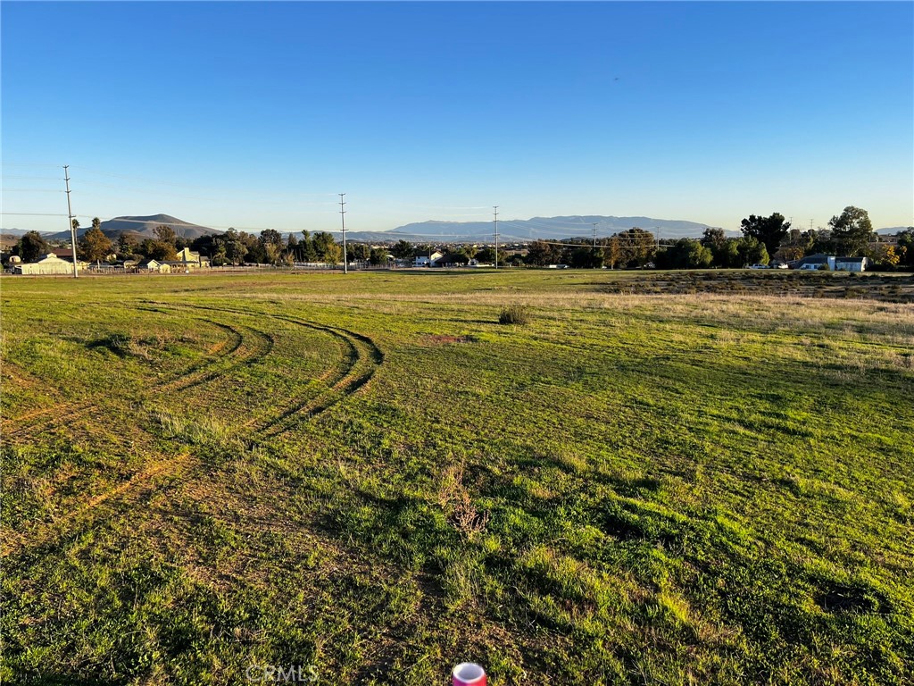 2 Briggs Road Menifee, CA 92584 - Photo 8 of 10 a view of an ocean