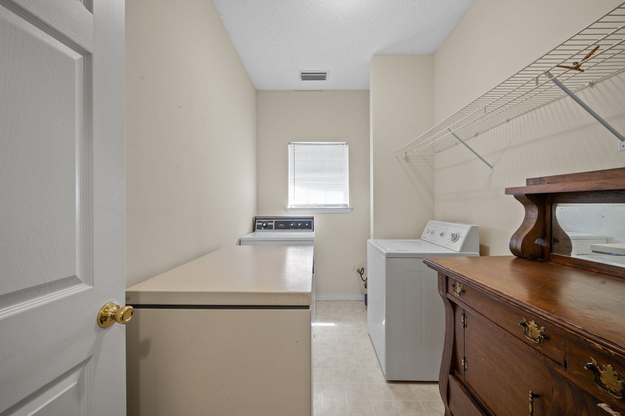 702 Rachel Drive Bay Minette, AL 36507 - Photo 16 of 35 Laundry