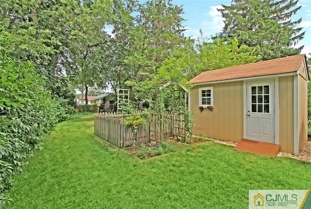 188 Stout Avenue Middlesex, NJ 08846 - Photo 24 of 25 a view of a house with backyard and garden