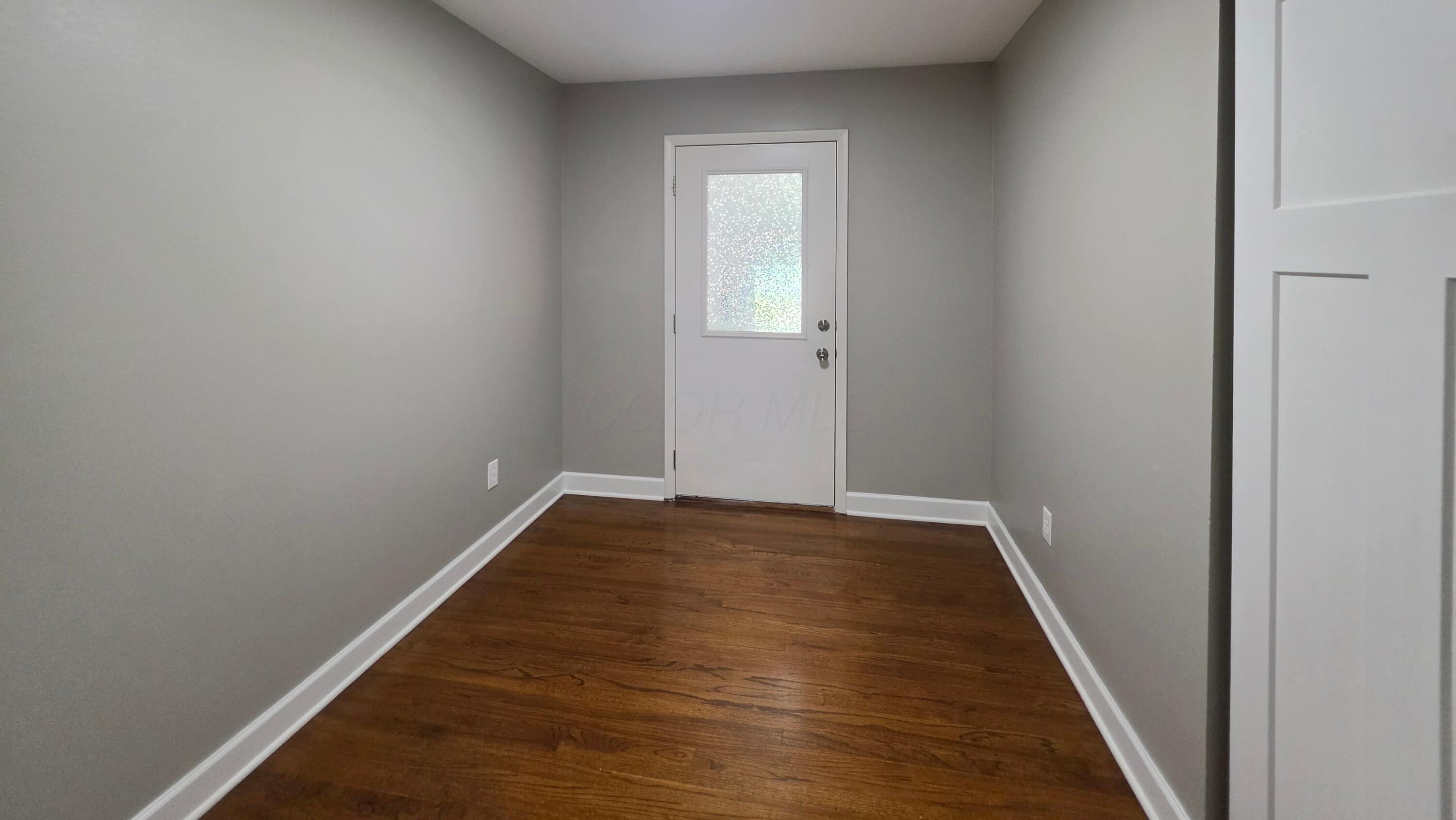 3137 Hillgate Road Columbus, OH 43207 - Photo 19 of 36 Bedroom 2