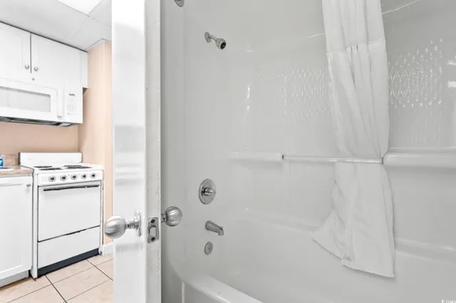 $84,000 | 2207 South Ocean Boulevard, Unit 706, Myrtle Beach, SC 29577