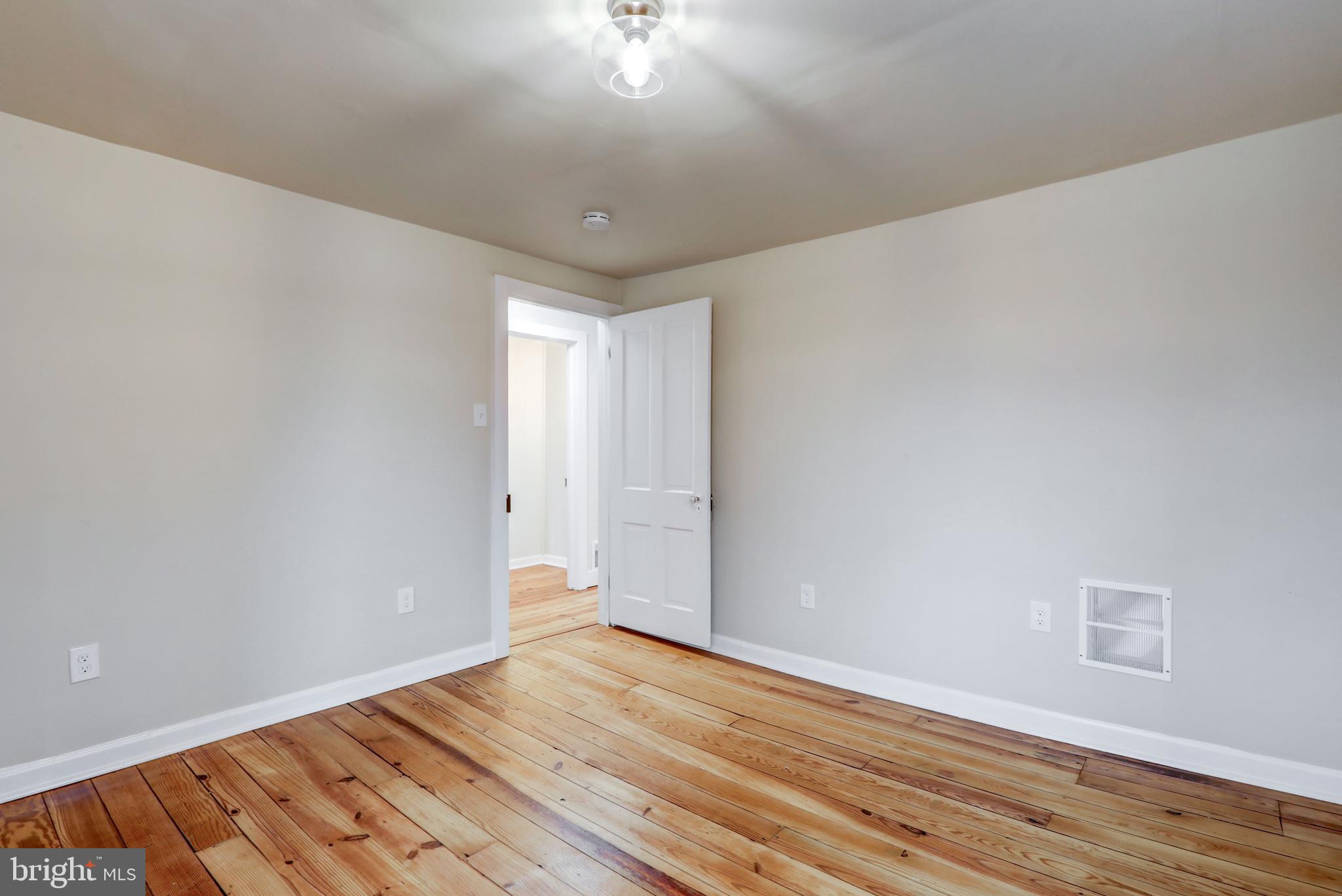 960 Maple Street Lititz, PA 17543 - Photo 31 of 42 Gallery Image 31