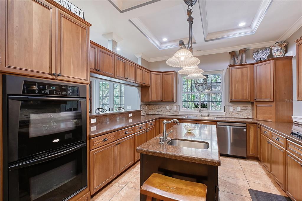 1788 Palm View Road Sarasota, FL 34240 - Photo 18 of 70 Gallery Image 18
