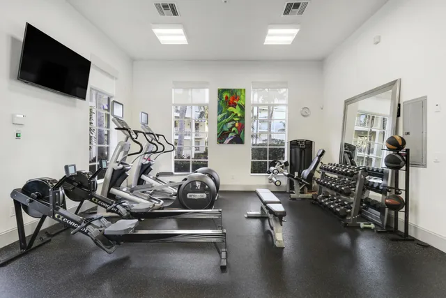 $440,000 | 122 Bay Colony Drive North, Juno Beach, FL 33408