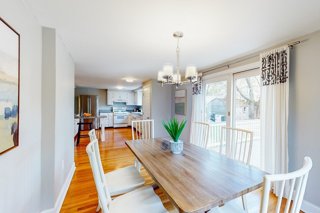 343 South Street Reading, MA 01867 - Photo 11 of 36