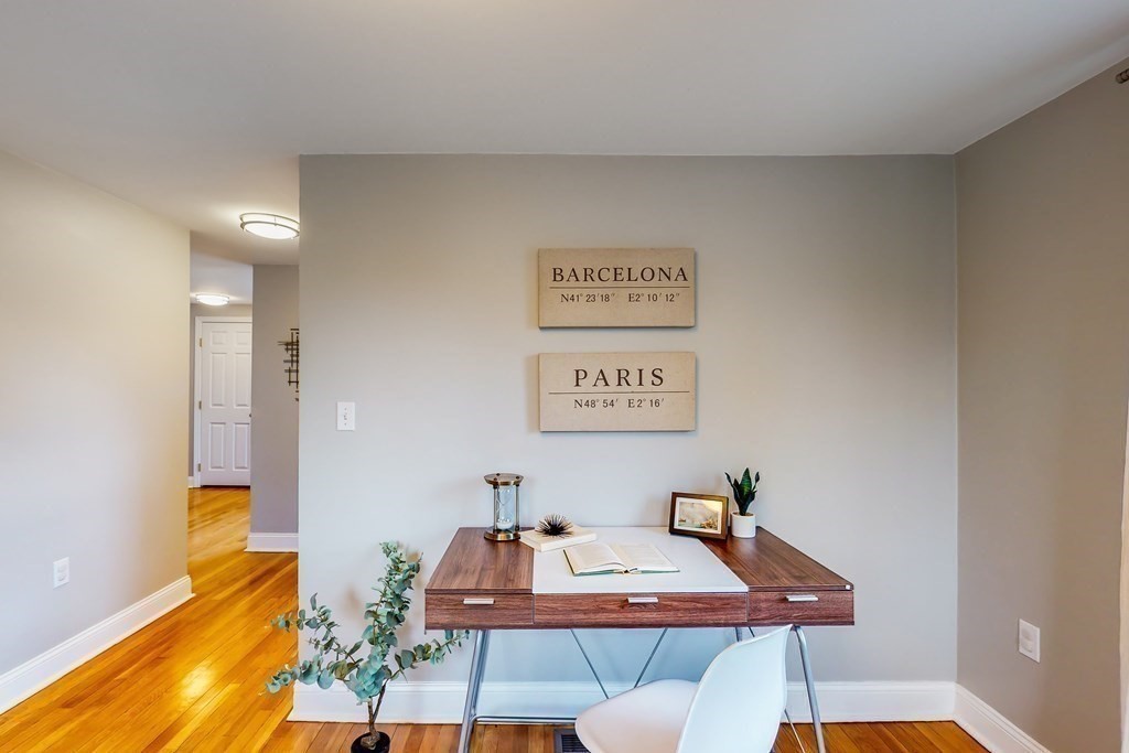 343 South Street Reading, MA 01867 - Photo 13 of 36