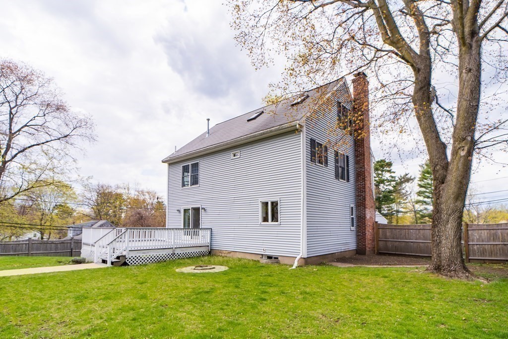 343 South Street Reading, MA 01867 - Photo 34 of 36