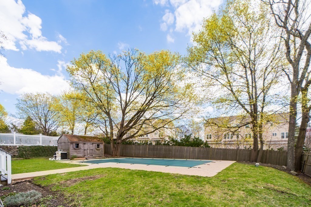 343 South Street Reading, MA 01867 - Photo 35 of 36