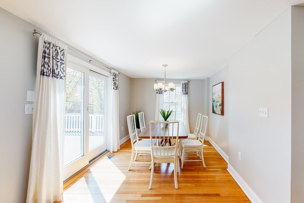 343 South Street Reading, MA 01867 - Photo 10 of 36